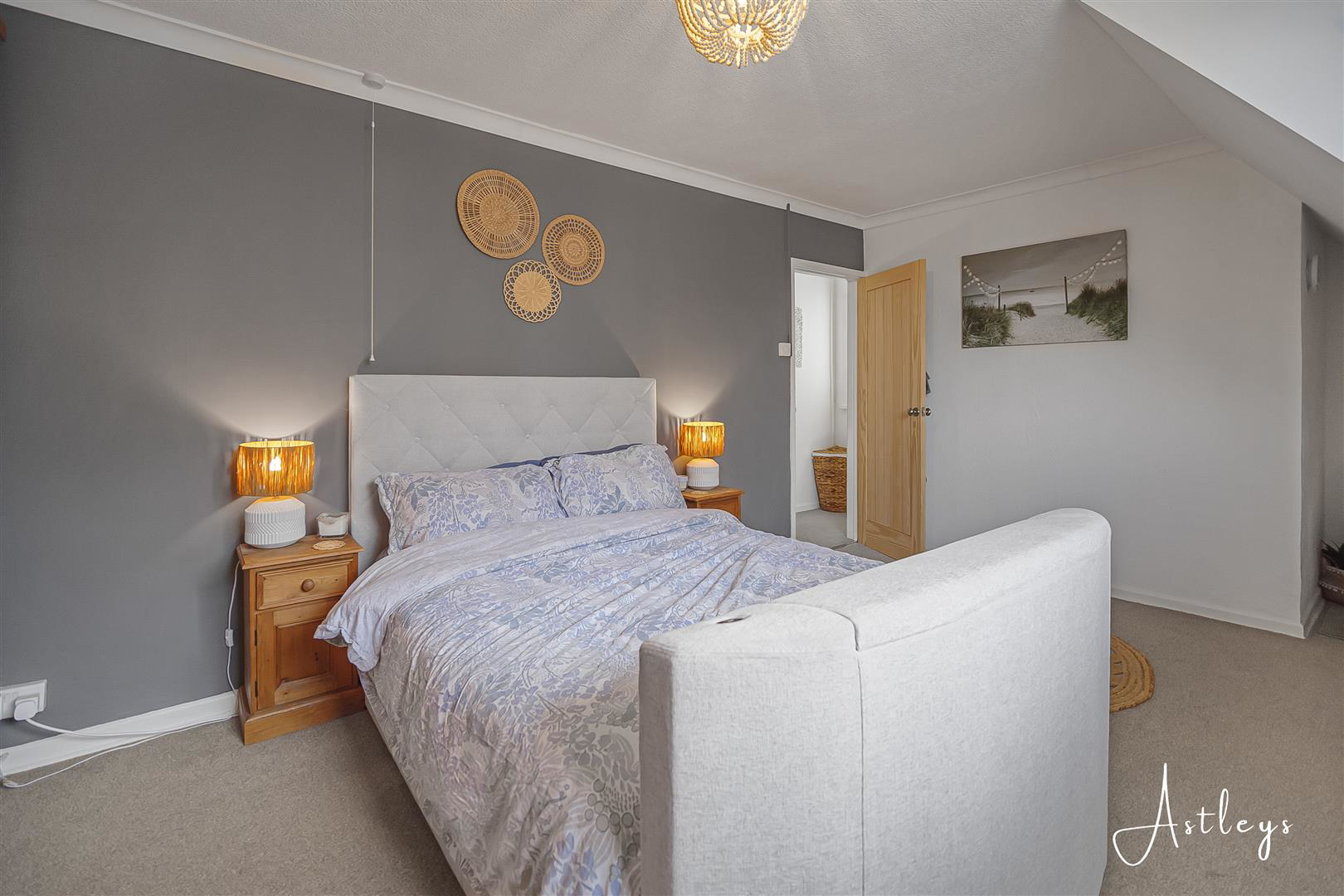 Bishopston Road, Bishopston, Swansea, photo 16
