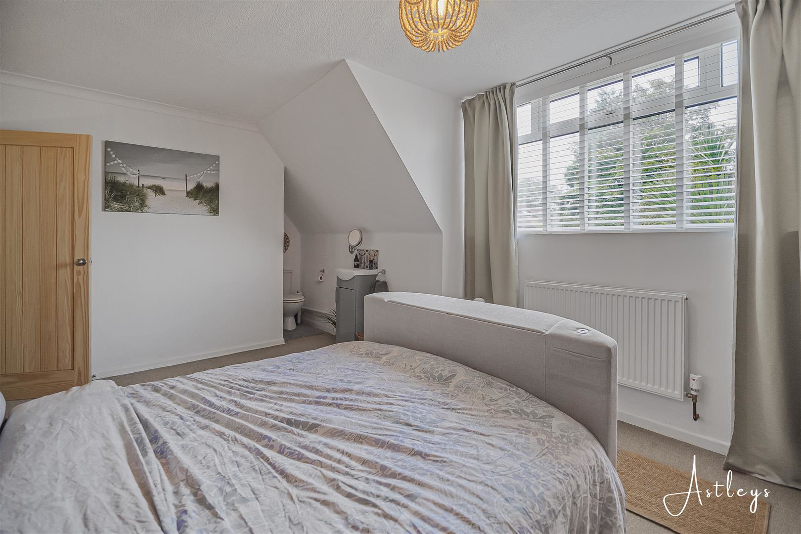 Bishopston Road, Bishopston, Swansea, photo 17