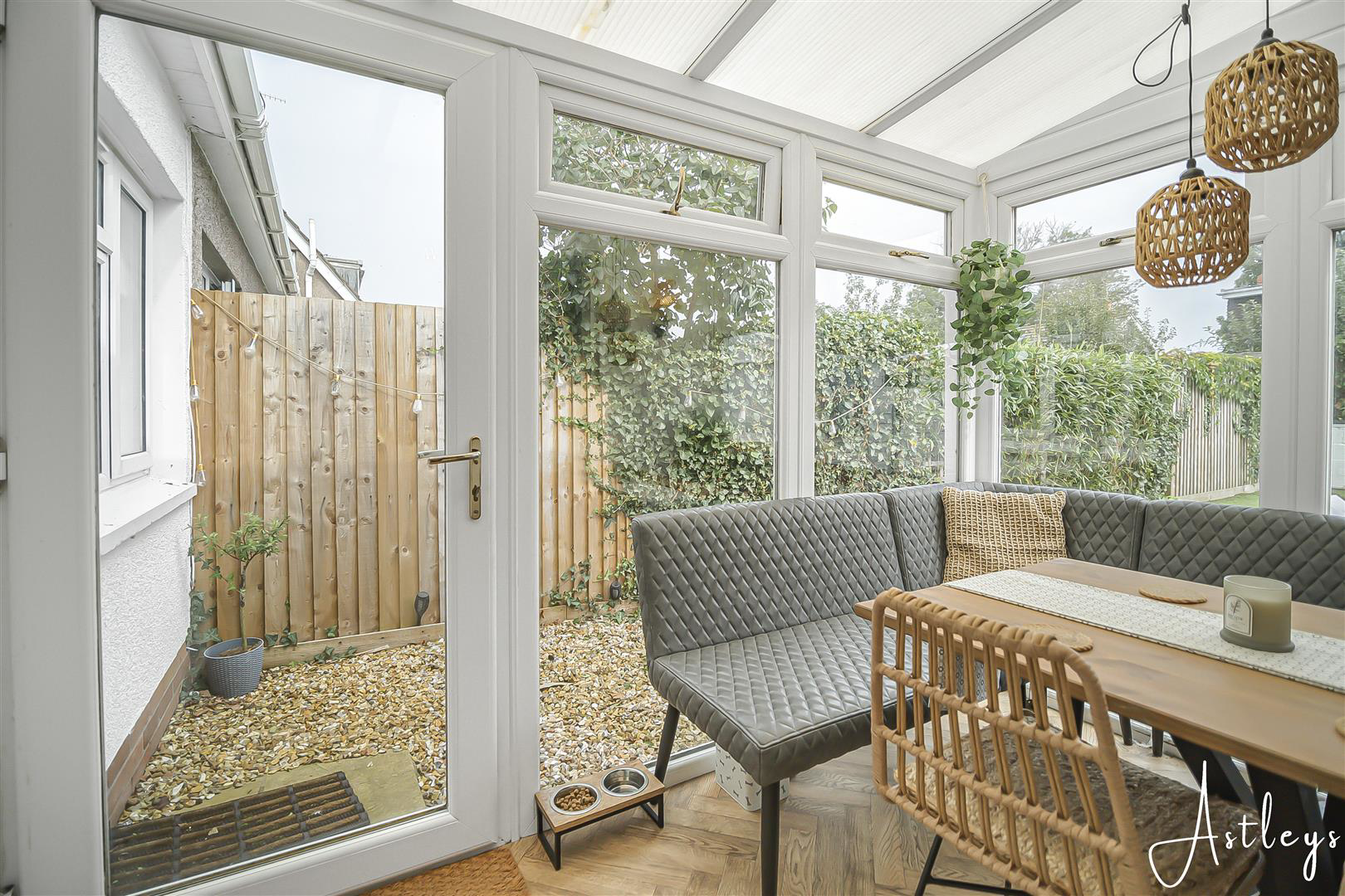 Bishopston Road, Bishopston, Swansea, photo 11