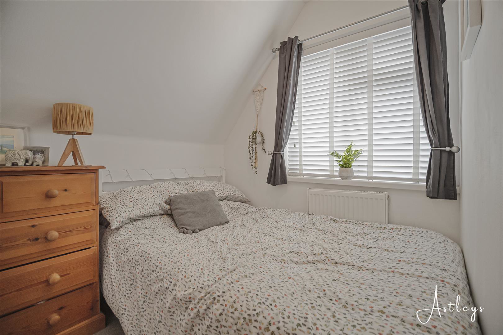 Bishopston Road, Bishopston, Swansea, photo 20