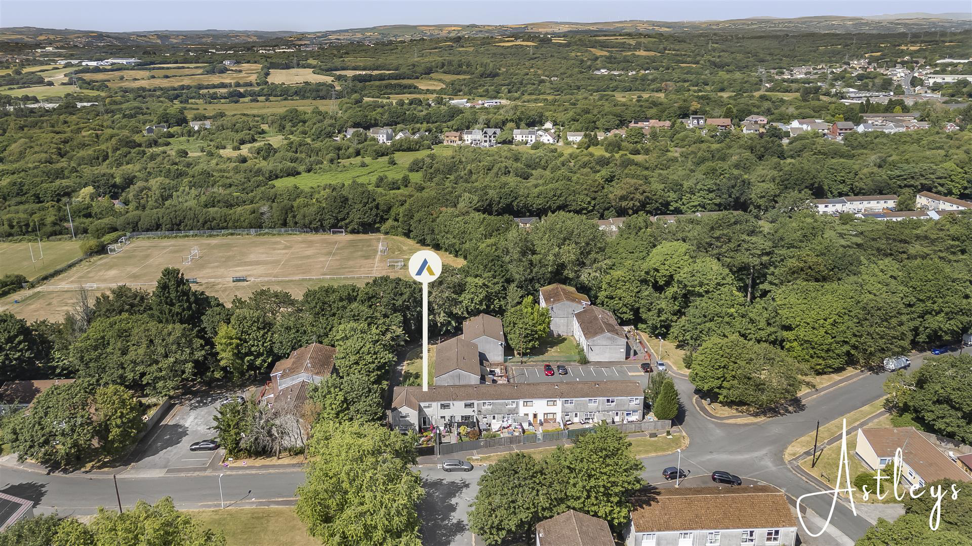 Clas-Yr-Onnen, Waunarlwydd, Swansea, photo 18