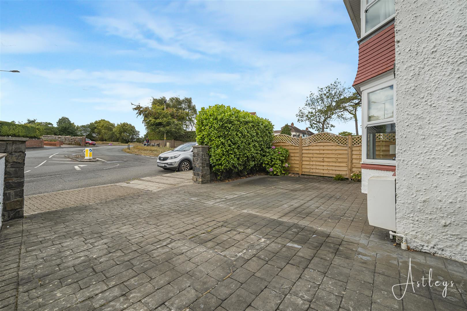 Newton Road, Newton, Swansea, photo 27