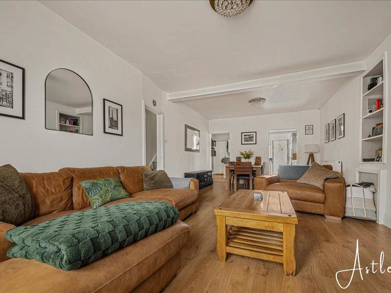 Coombes Road, Neath, photo 2