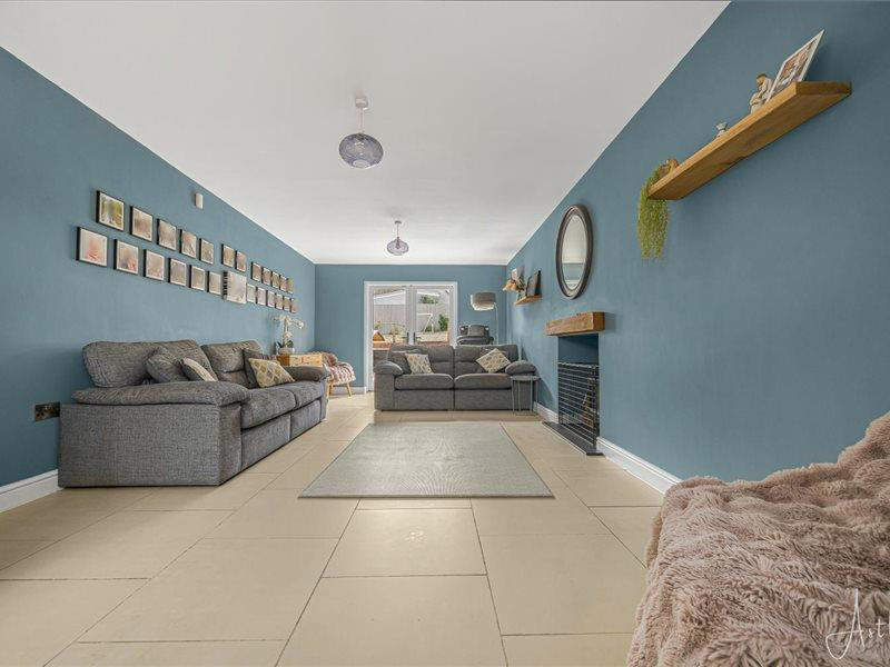 Cook Rees Avenue, Neath, photo 8