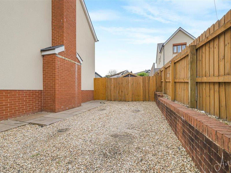 Cook Rees Avenue, Neath, photo 36