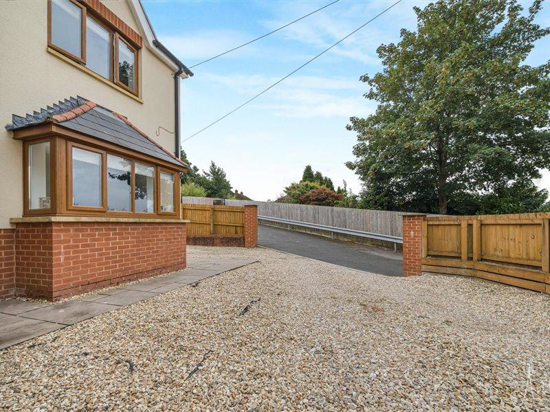 Cook Rees Avenue, Neath, photo 35