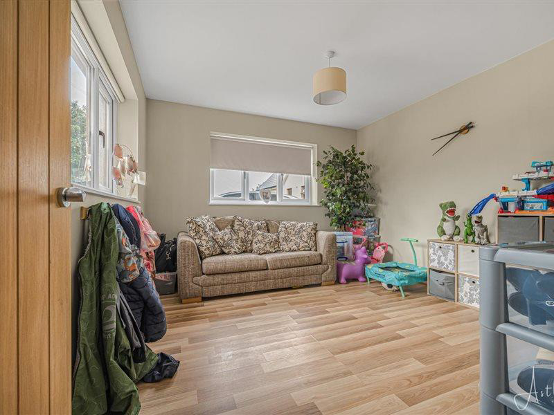 Cook Rees Avenue, Neath, photo 10