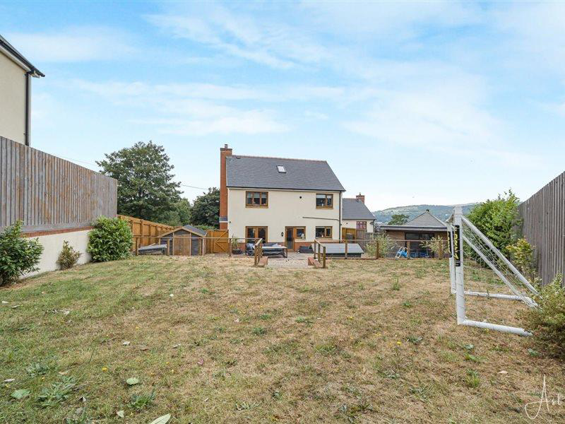 Cook Rees Avenue, Neath, photo 28