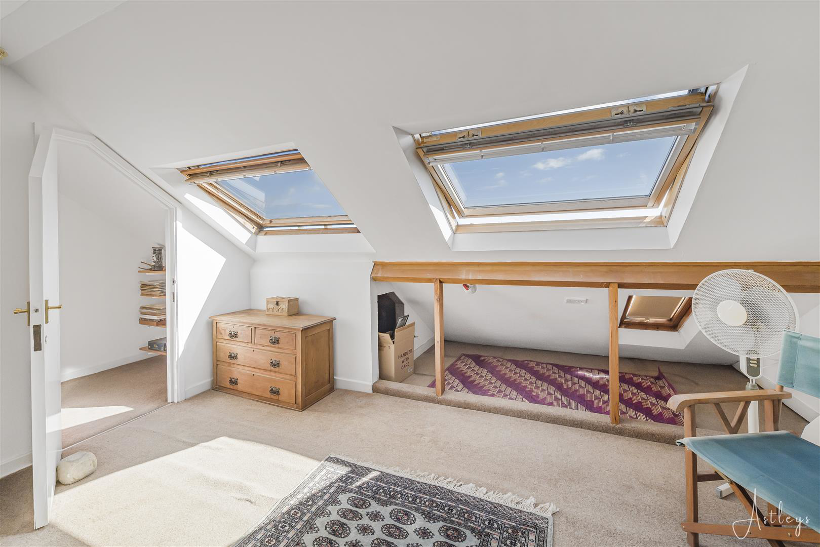 Three Cliffs Drive, Southgate, Swansea, photo 27