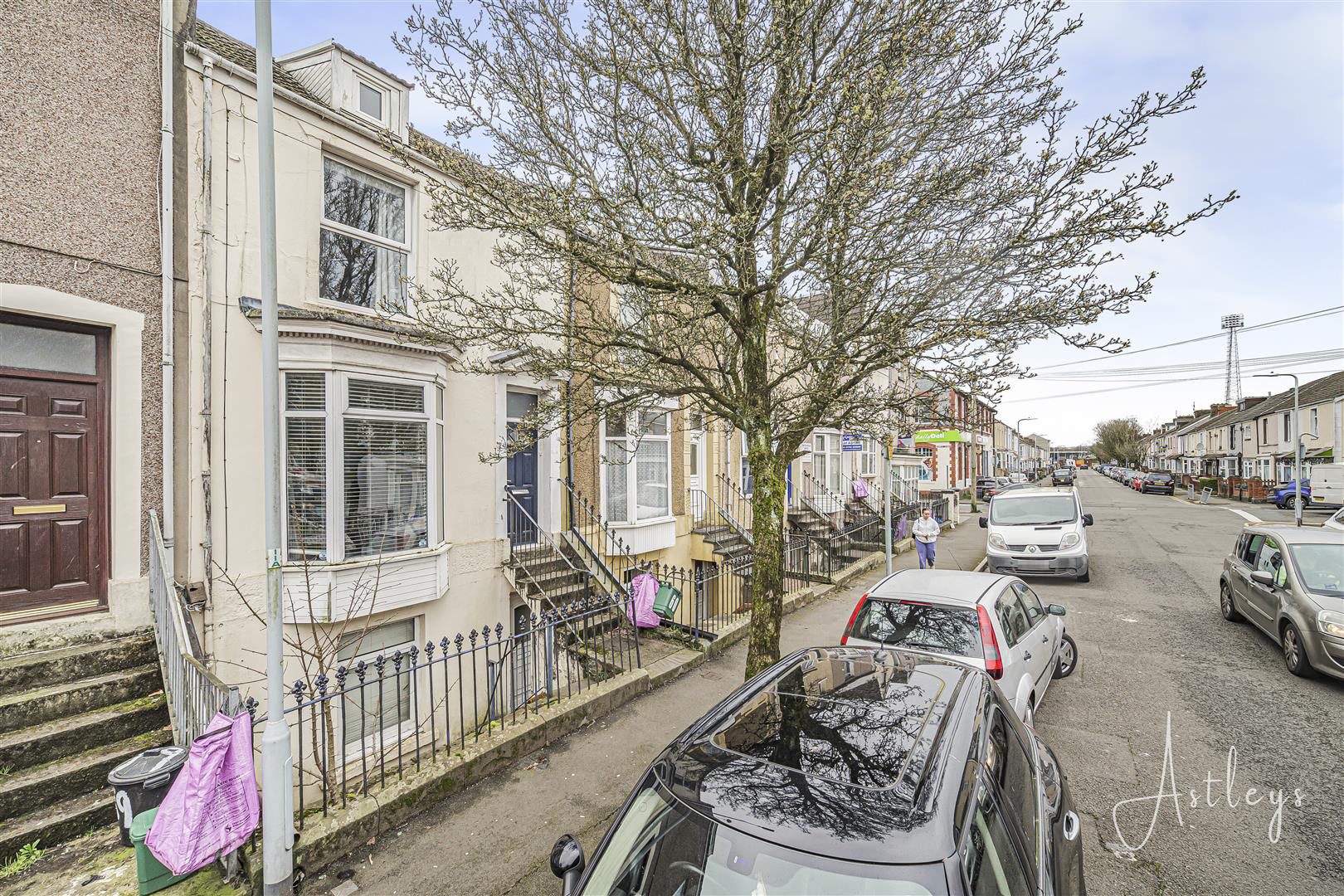 St. Helens Avenue