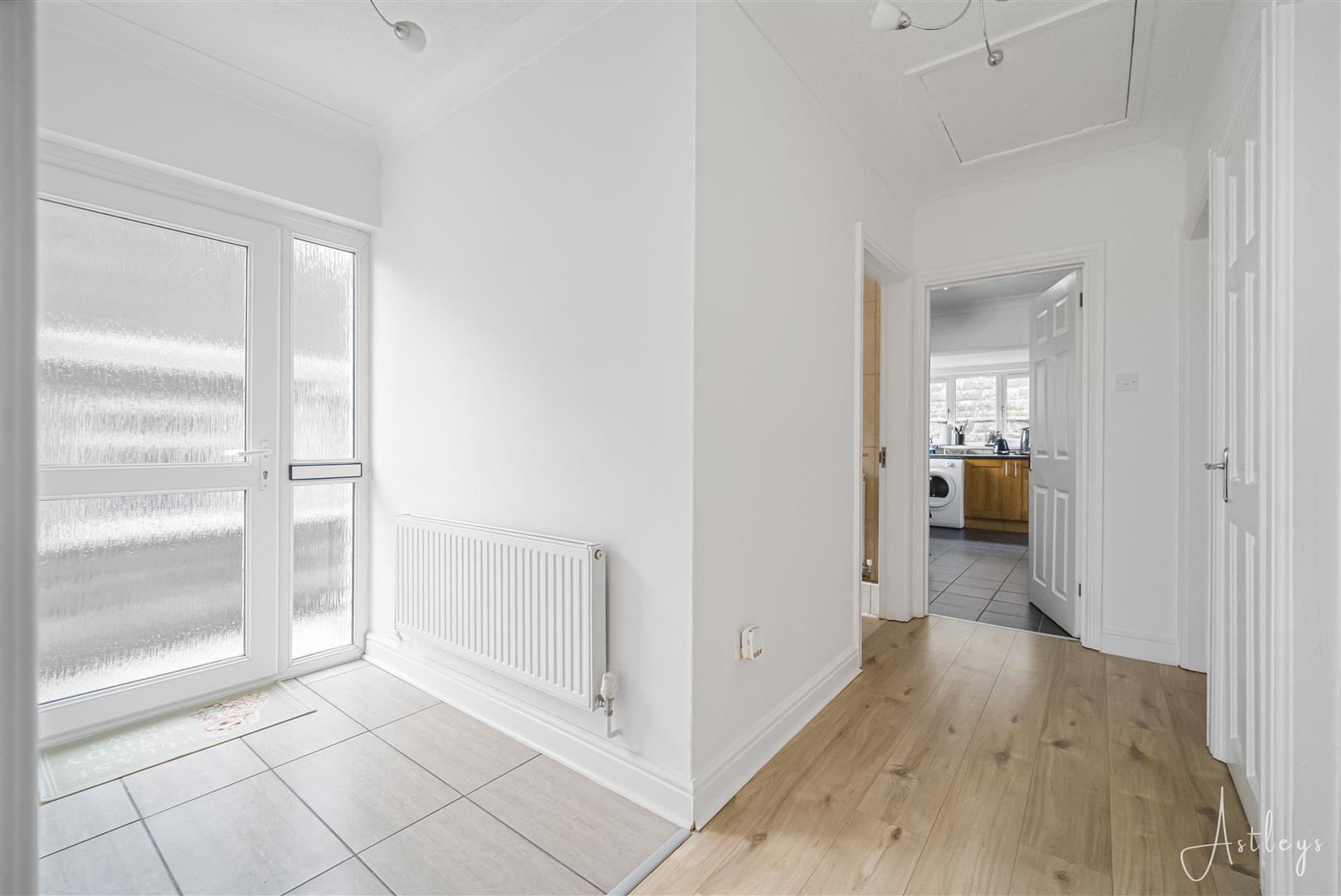 Parkhill Terrace, Treboeth, Swansea, photo 2