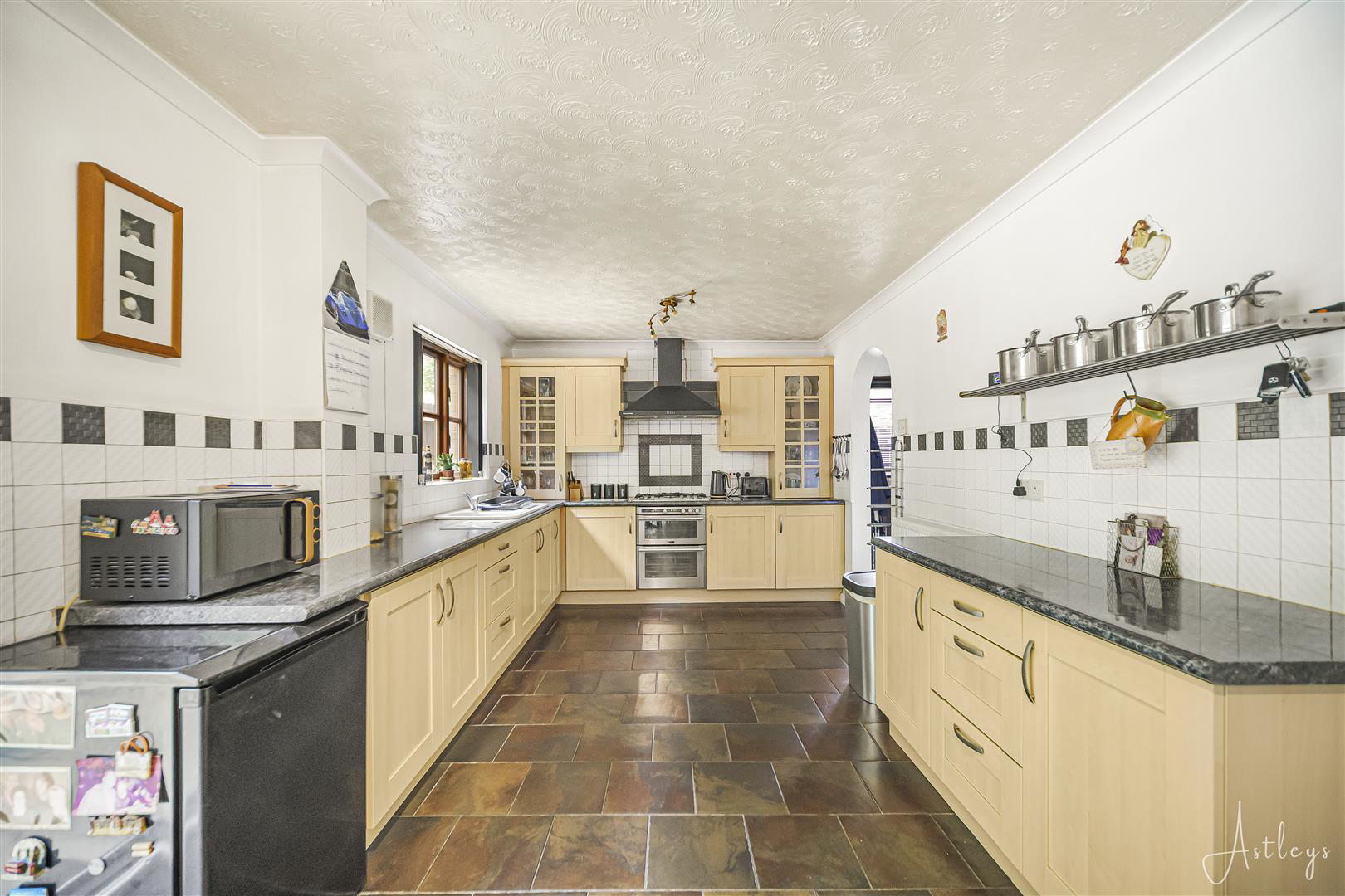 Cwrt Emily, Birchgrove, Swansea, photo 4