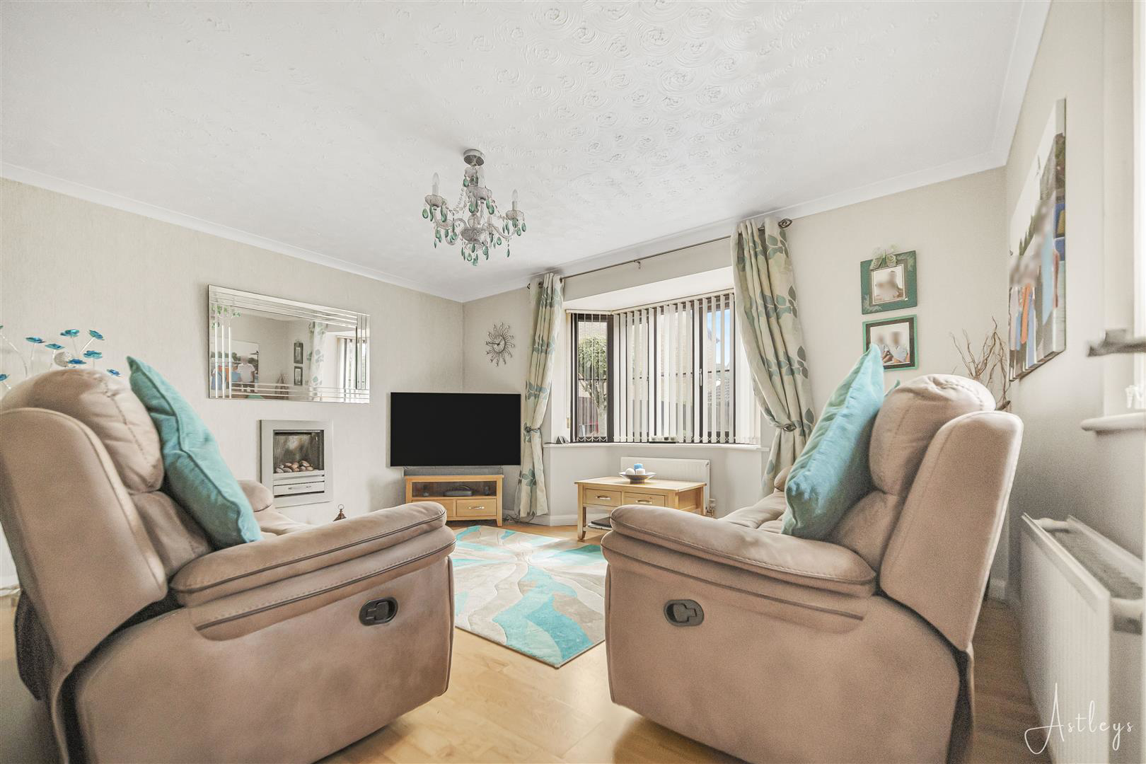 Cwrt Emily, Birchgrove, Swansea, photo 2