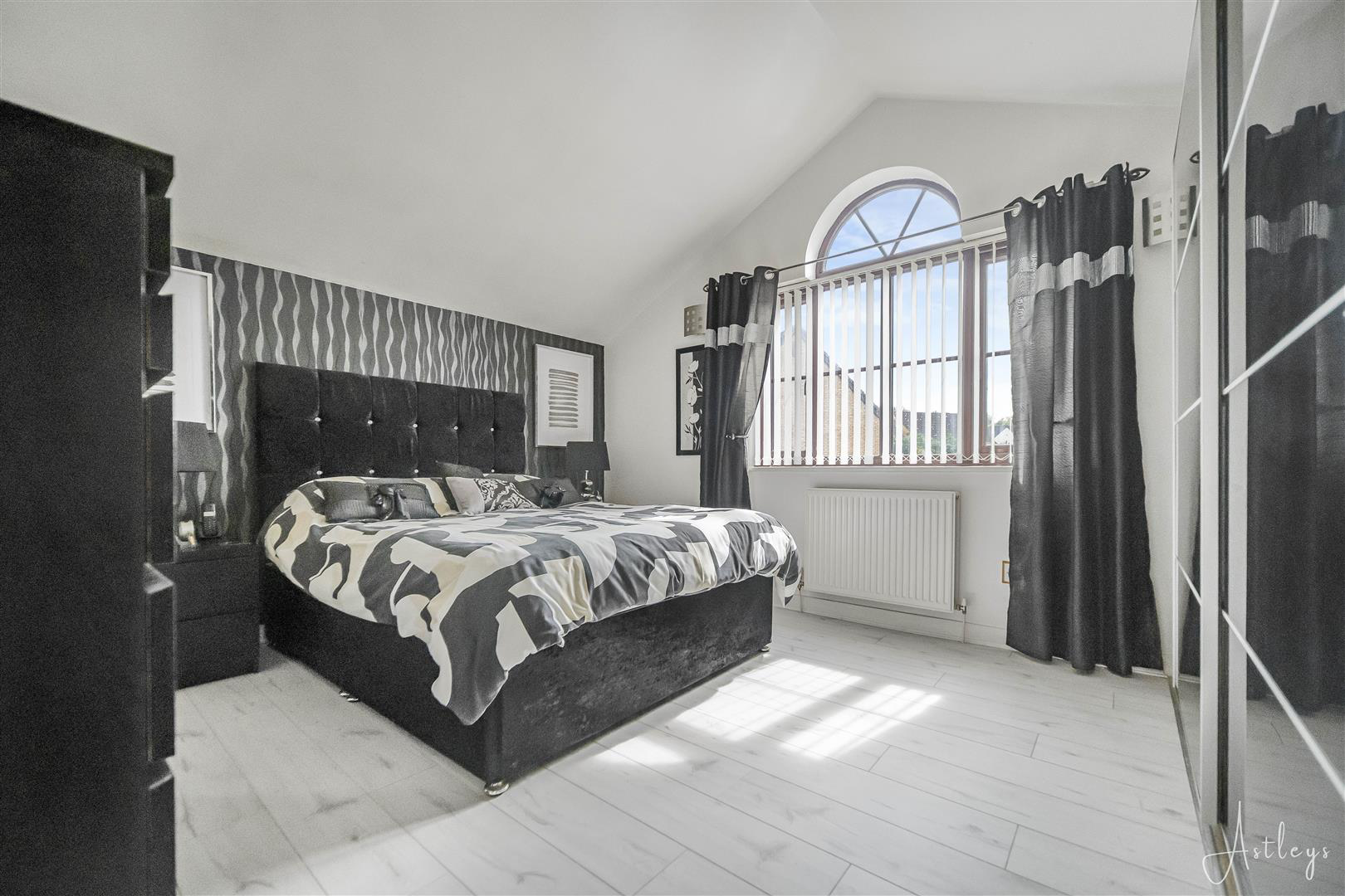 Cwrt Emily, Birchgrove, Swansea, photo 6