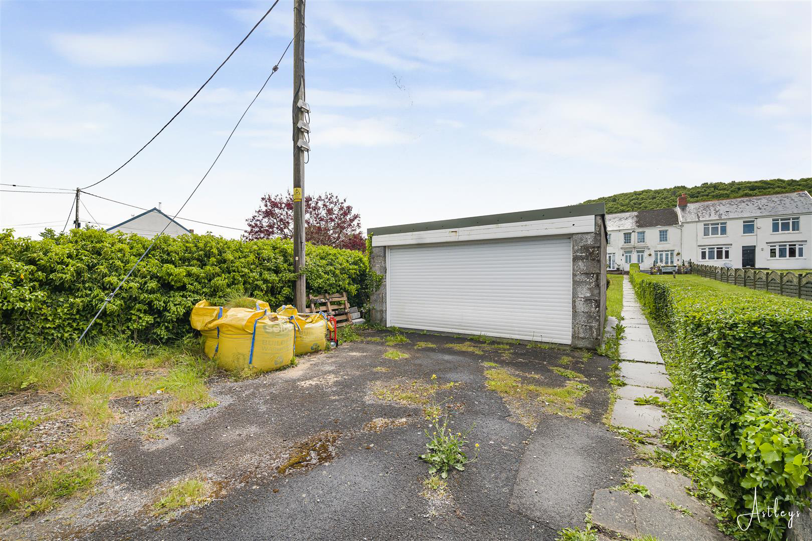 The Promenade, Penclawdd, Swansea, photo 6