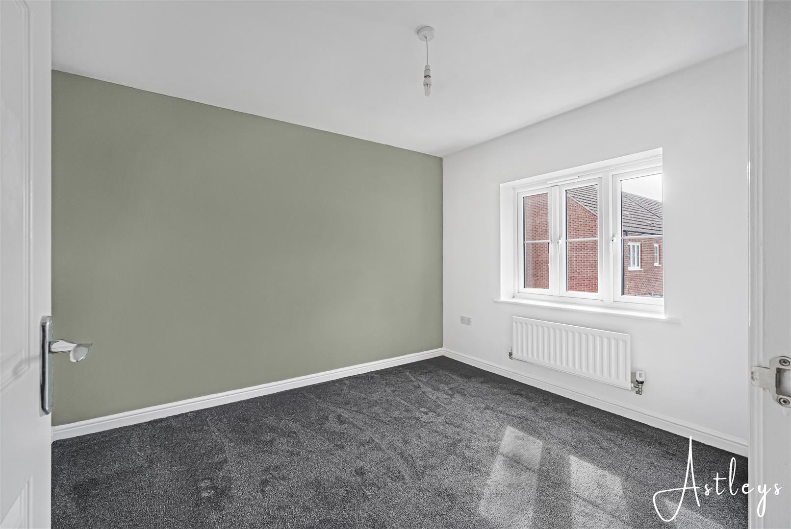 Llys Rhaeadr, Godrergraig, Swansea, photo 12