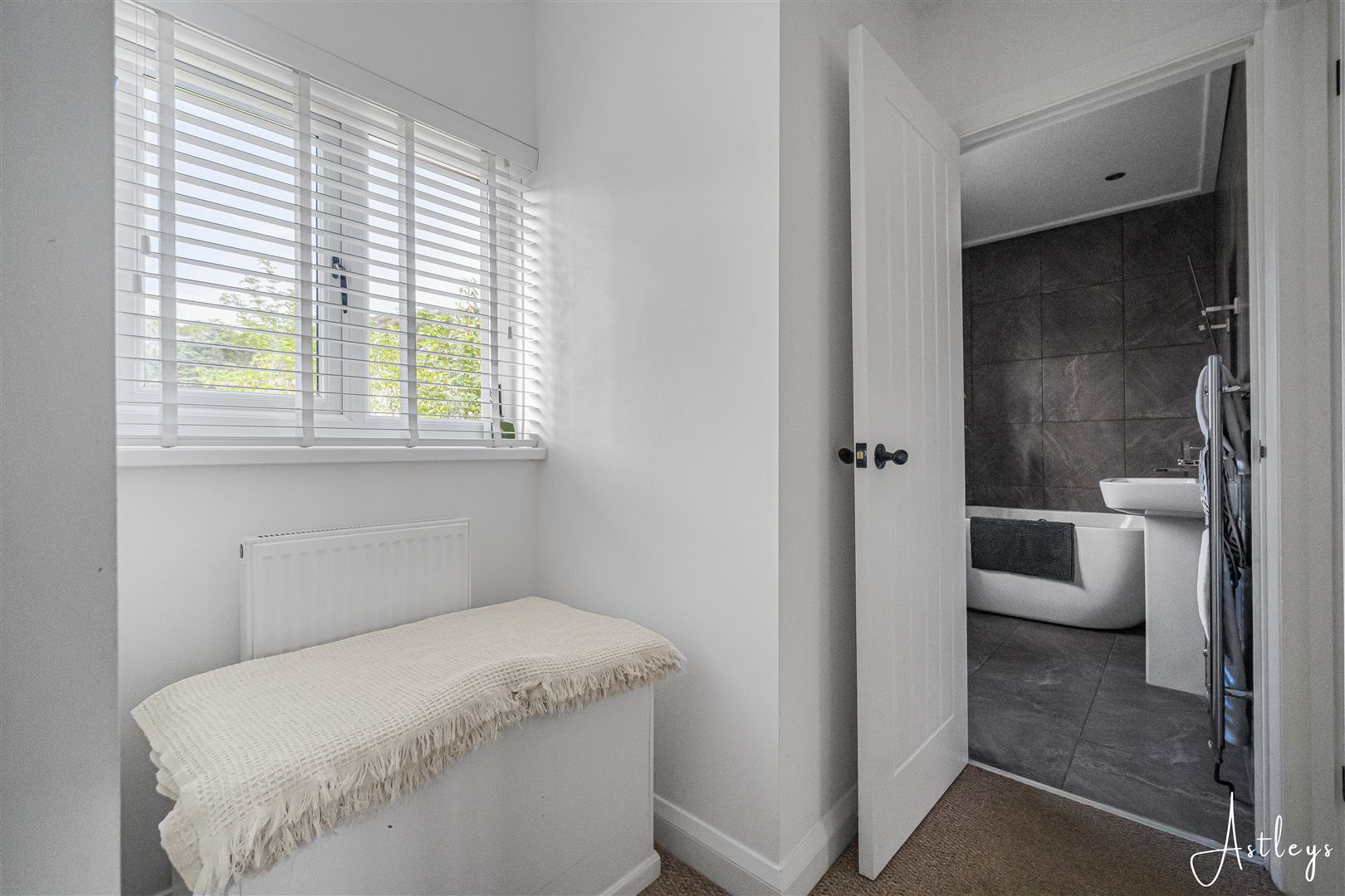 Laburnum Avenue, Baglan, Port Talbot, photo 11