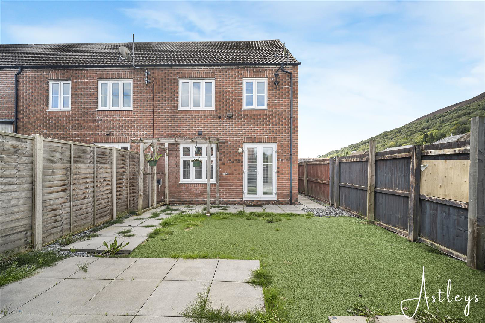 Llys Rhaeadr, Godrergraig, Swansea, photo 19