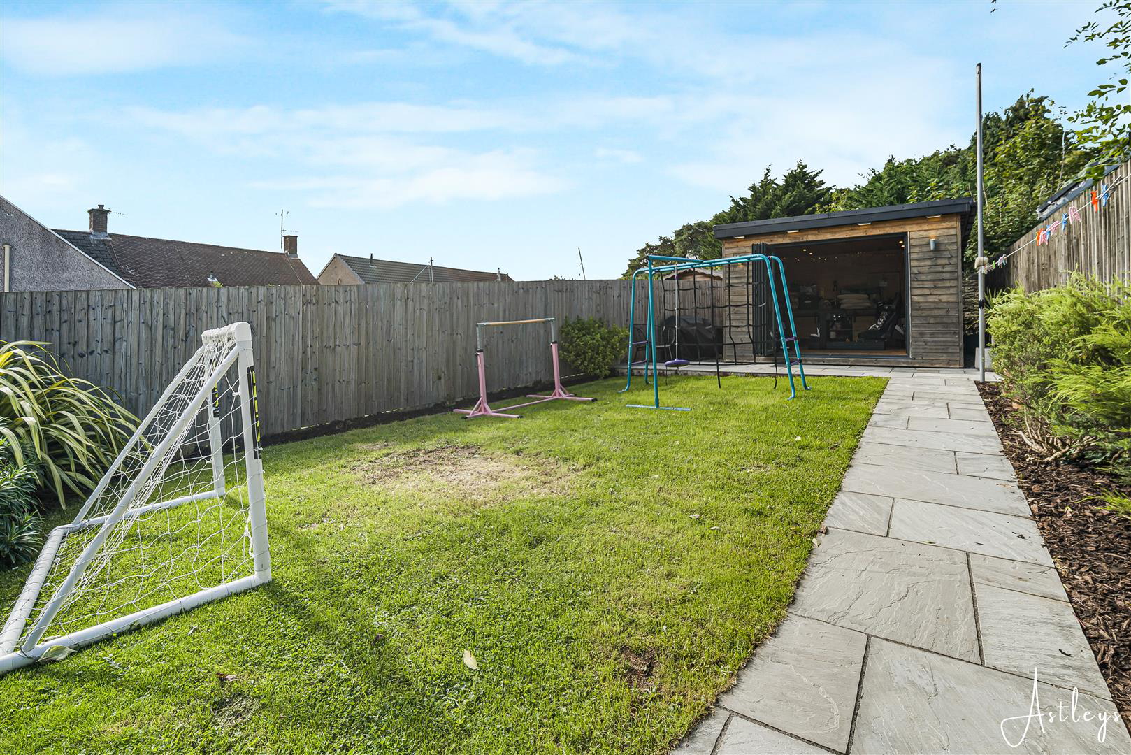 Laburnum Avenue, Baglan, Port Talbot, photo 21