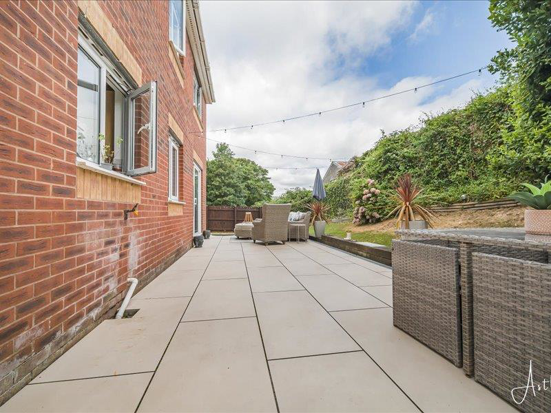 Edith Mills Close, Neath, photo 20