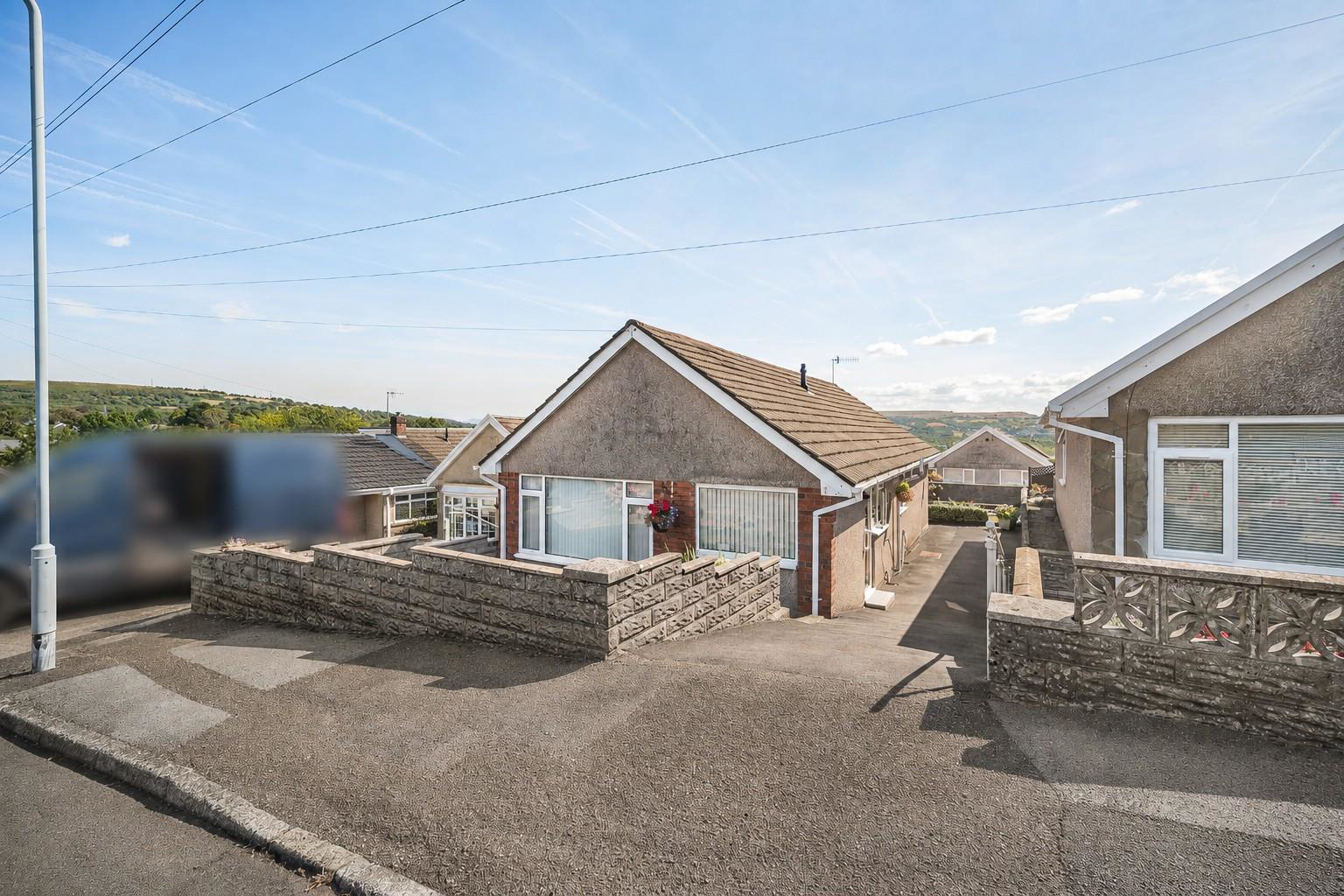 Heol Saffrwm, Morriston, Swansea