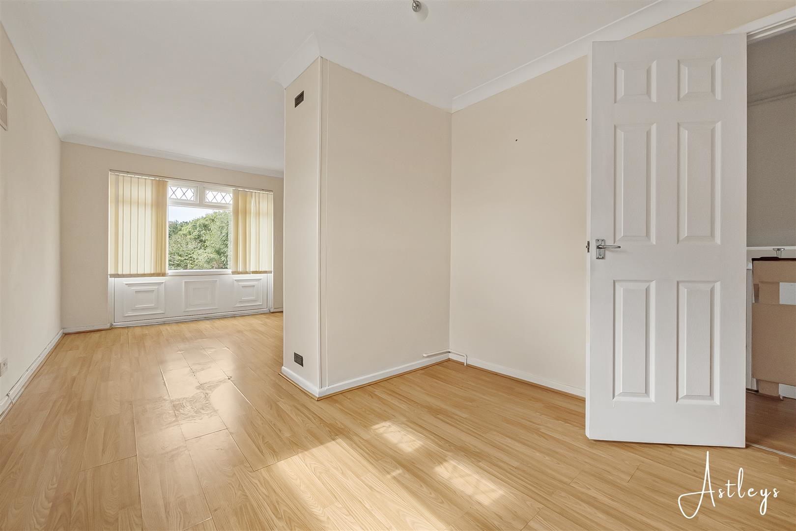 Ilston Way, West Cross, Swansea, photo 6