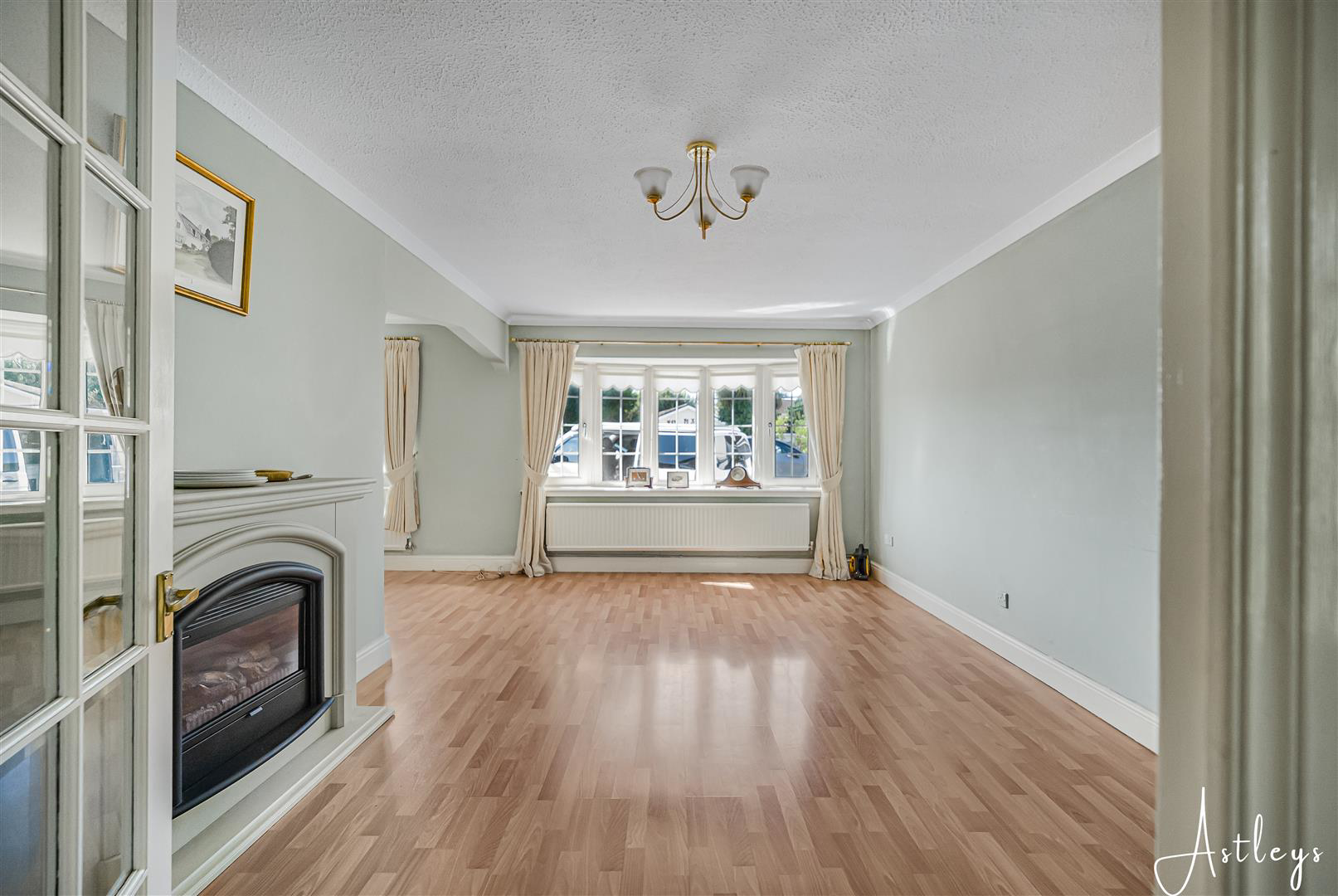 Long Acre Court, Bishopston, Swansea, photo 6