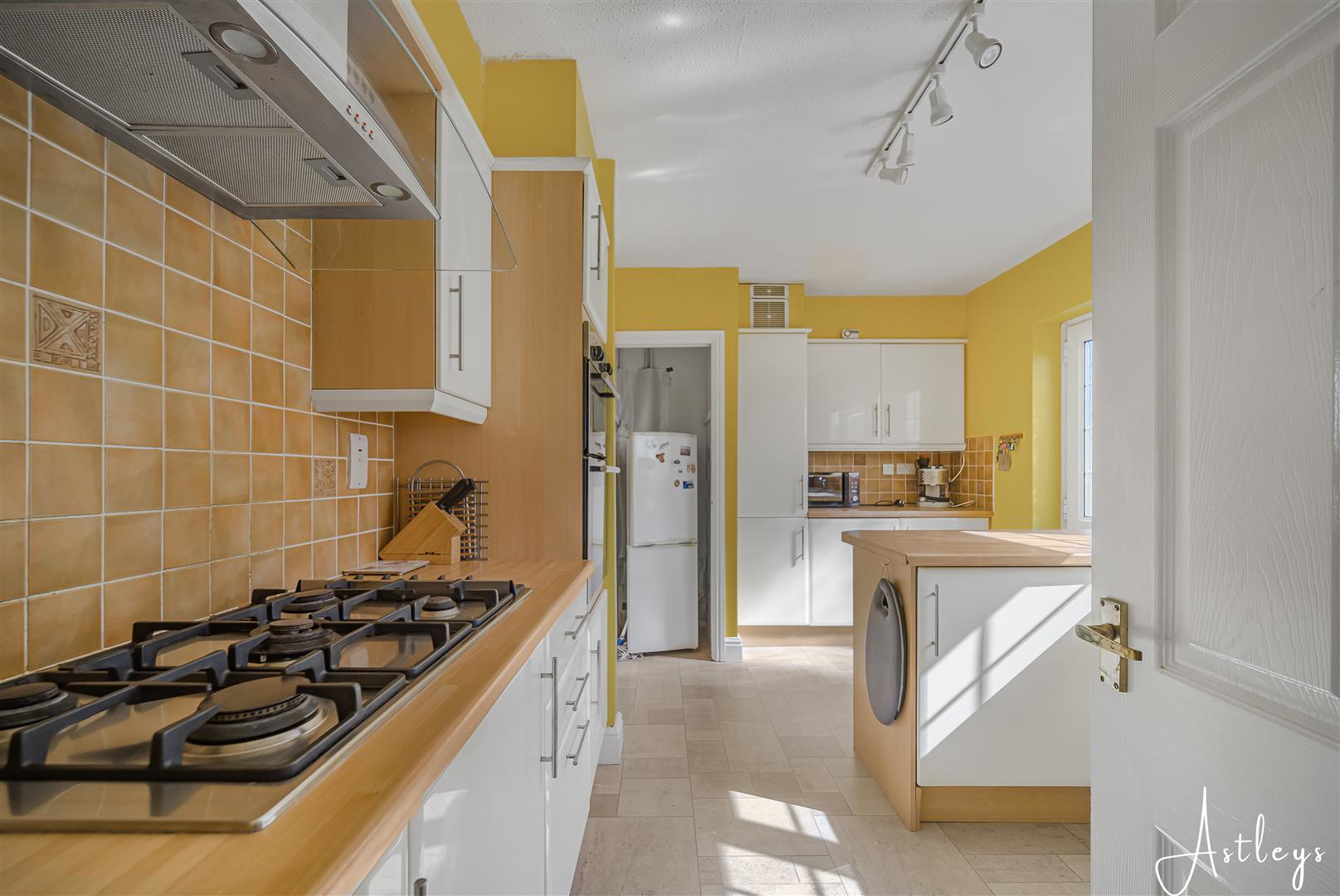 Long Acre Court, Bishopston, Swansea, photo 9