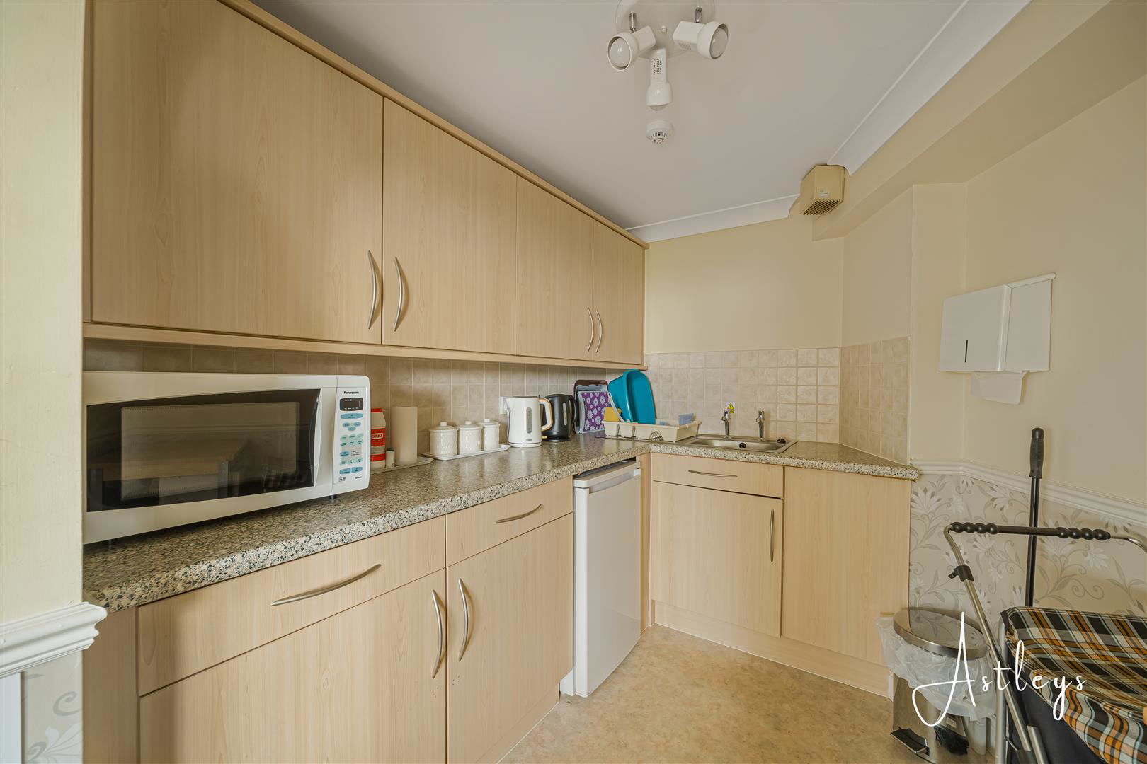 Morgan Court, St. Helens Road, Swansea, photo 7