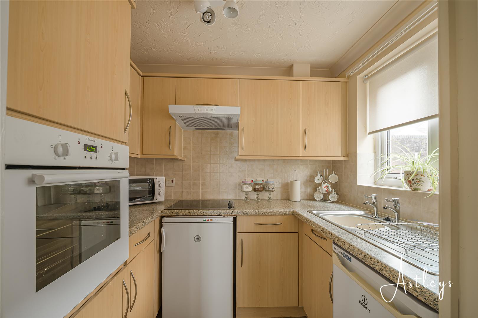 Morgan Court, St. Helens Road, Swansea, photo 4