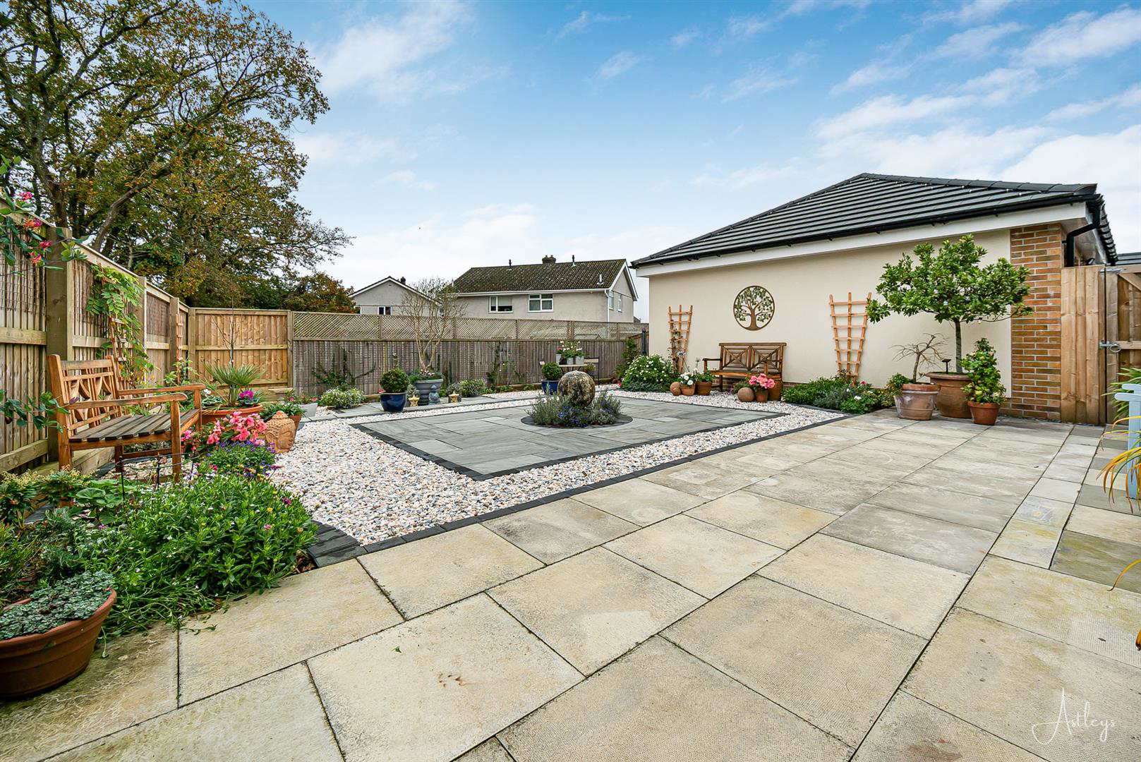 Y Gerddi, Pontardulais, Swansea, photo 19