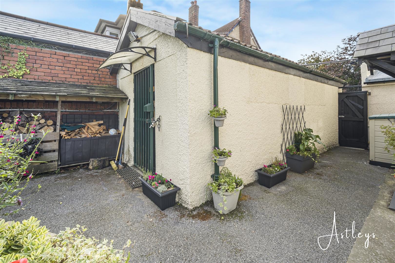 Cimla Road,, Neath, photo 18