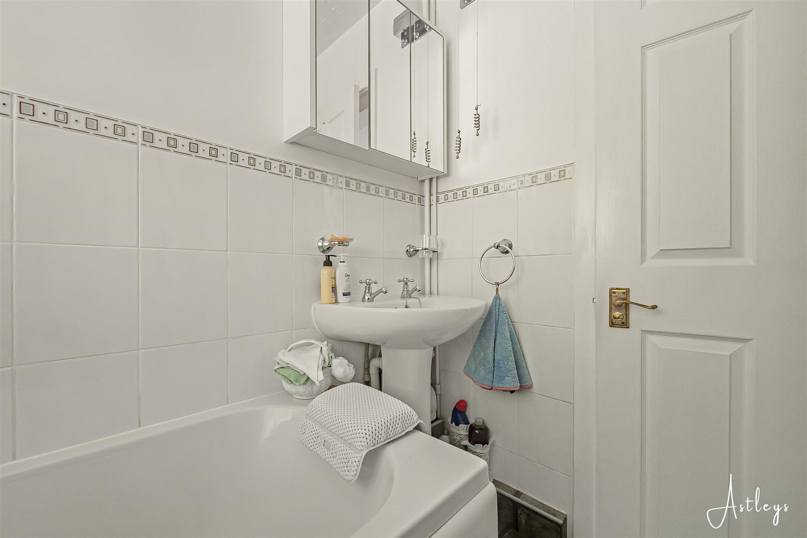 Bryncatwg, Cadoxton., photo 10