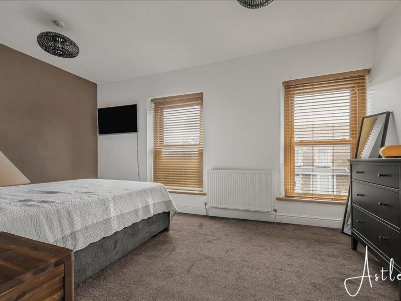 Coombes Road, Neath, photo 10