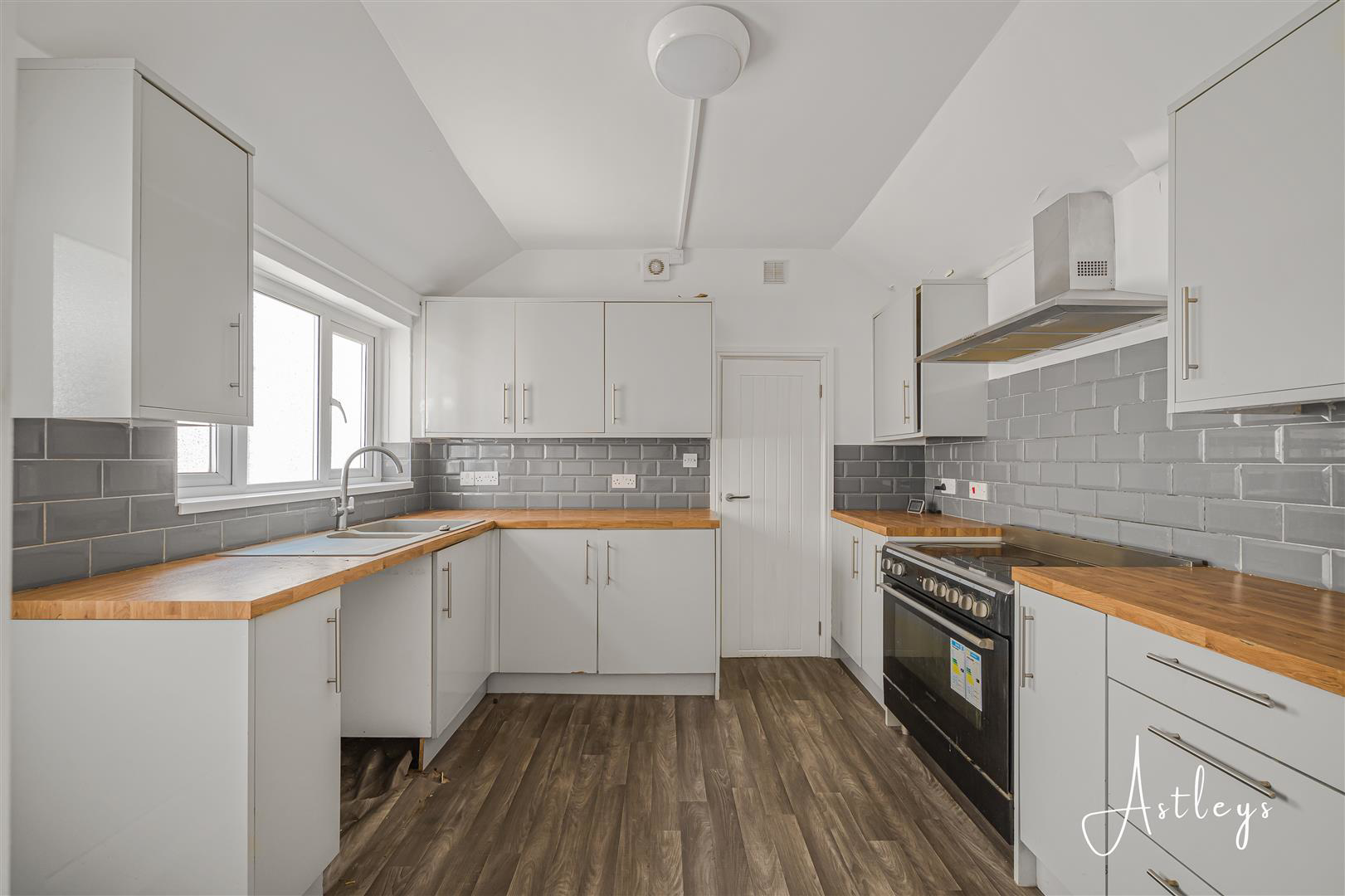 Osterley Street, St. Thomas, Swansea, photo 2
