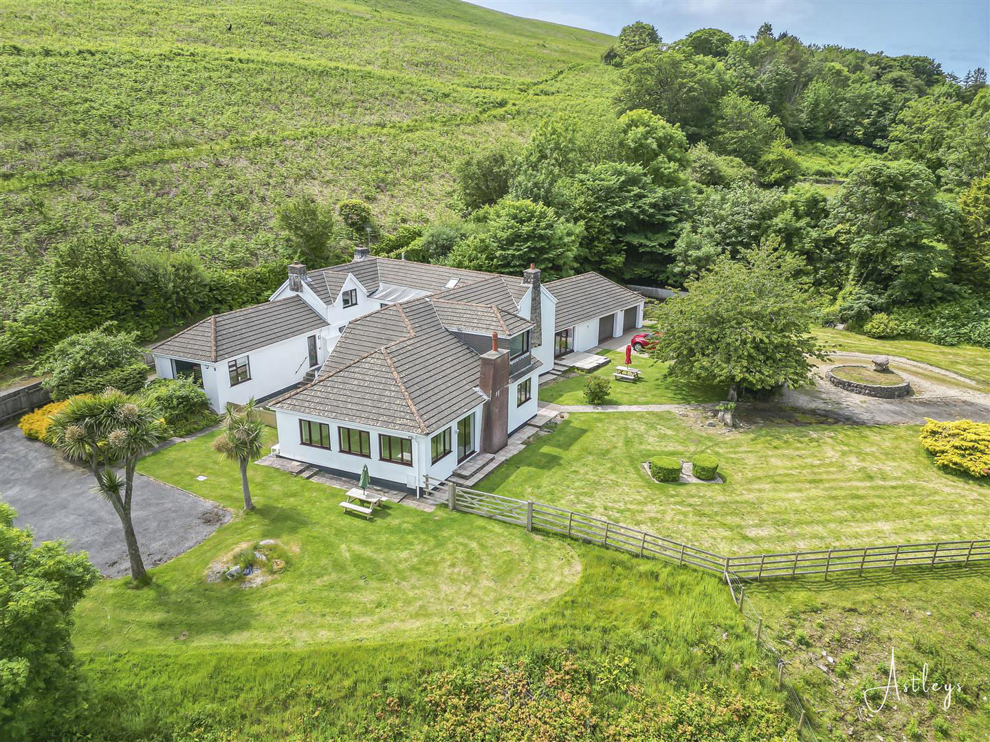 Llanmadoc, Swansea