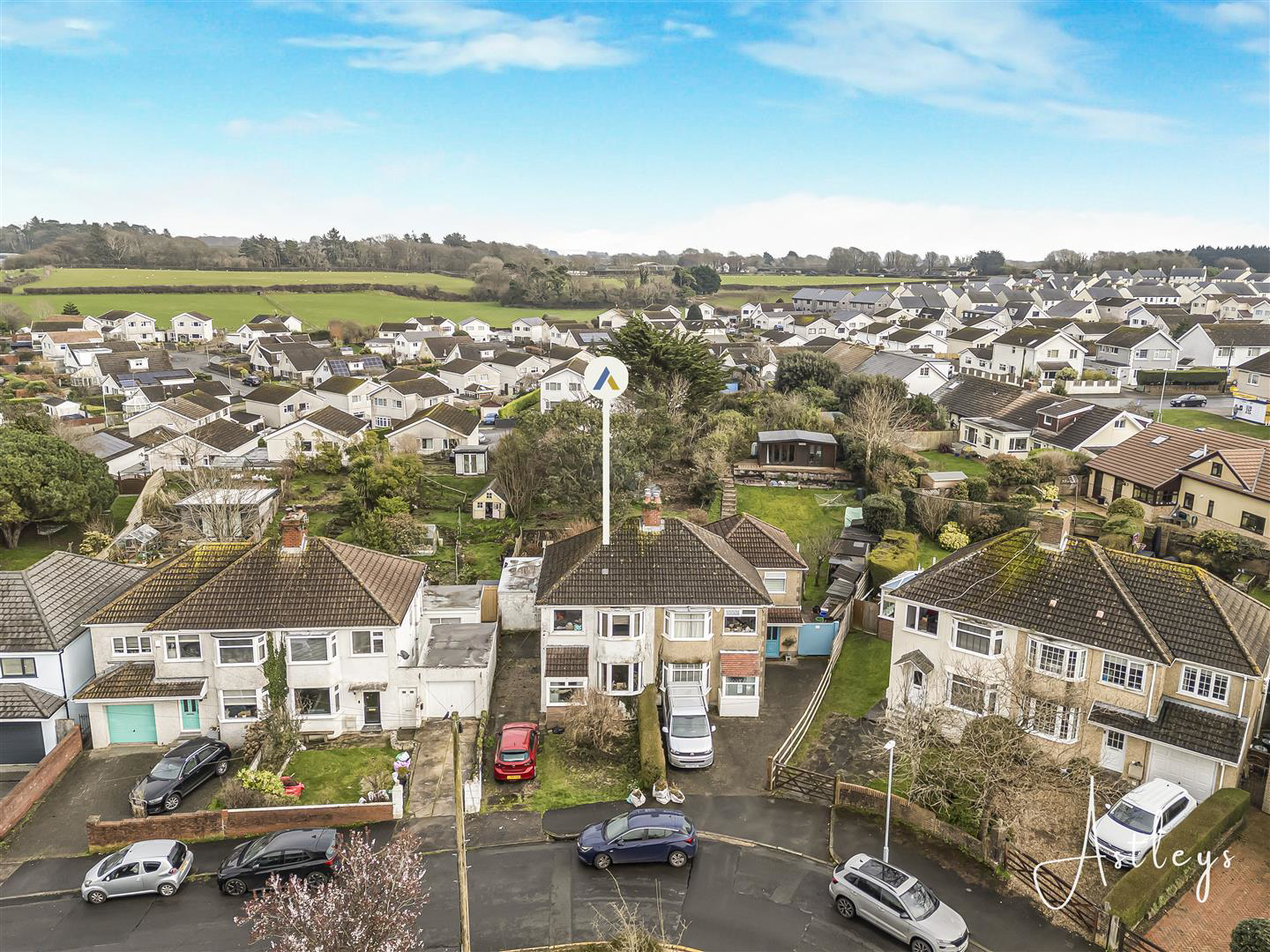 Three Cliffs Drive, Southgate, Swansea