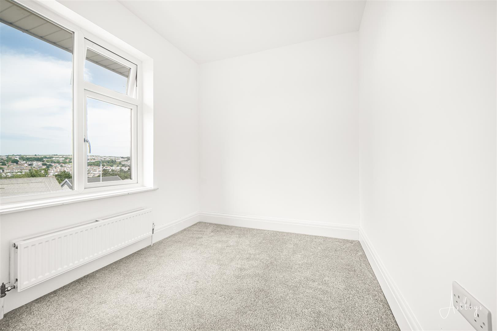 Gower Road, Upper Killay, Swansea, photo 15