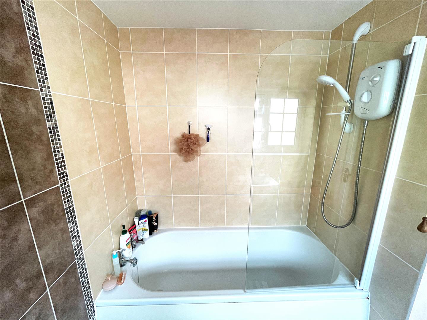 Sandringham Close, Gorseinon, Swansea, photo 20