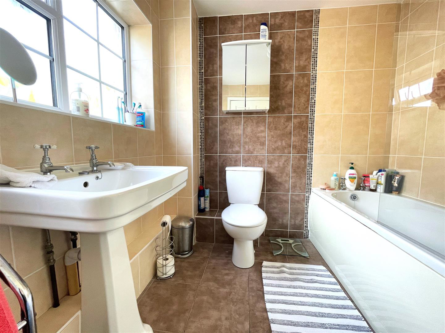 Sandringham Close, Gorseinon, Swansea, photo 4