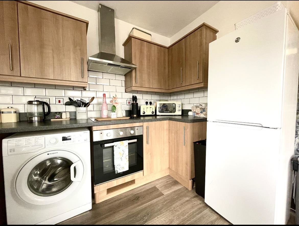 Clayton Drive, Pontarddulais, Swansea, photo 13