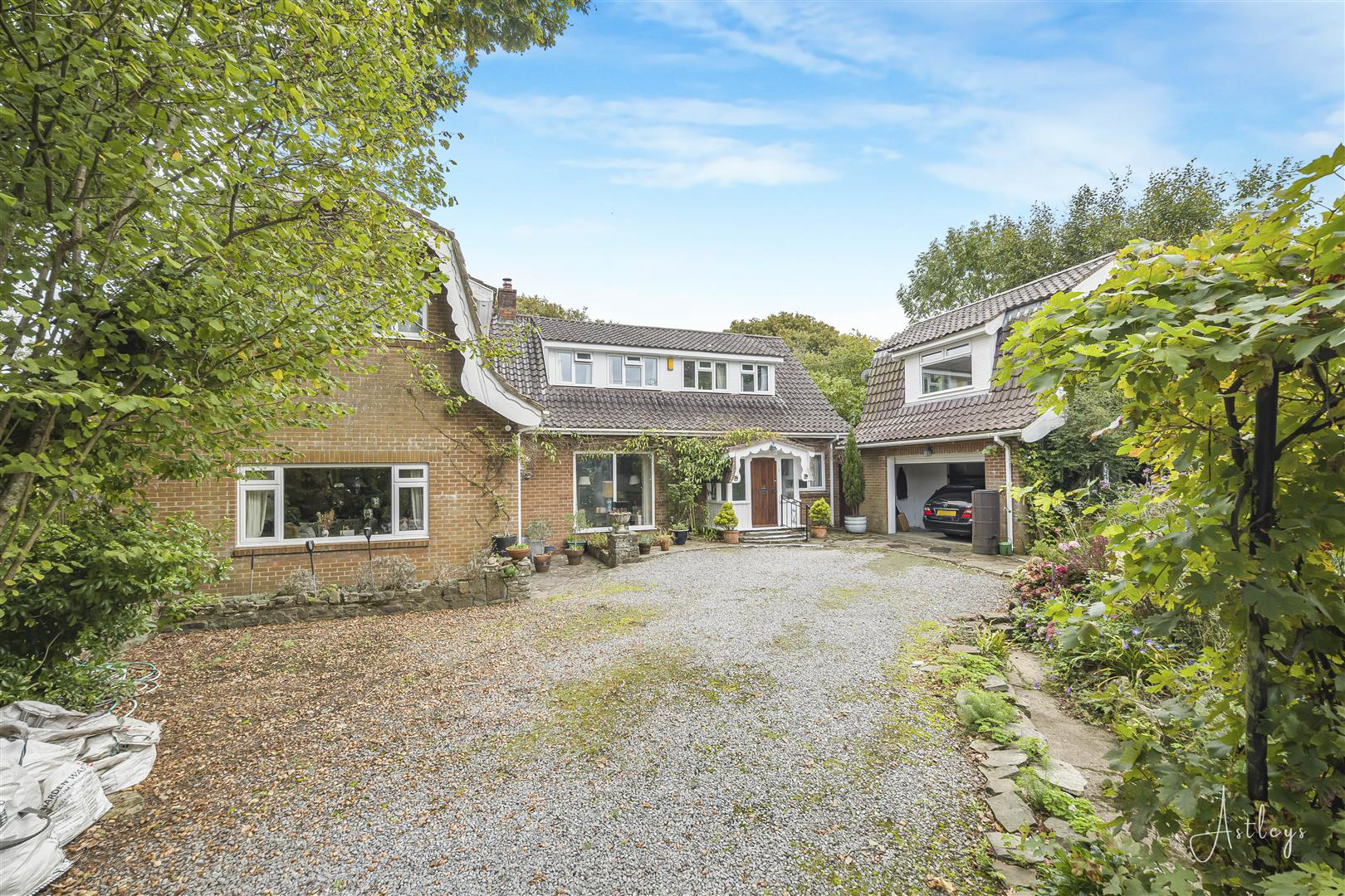 Wern Road, Llanmorlais, Swansea