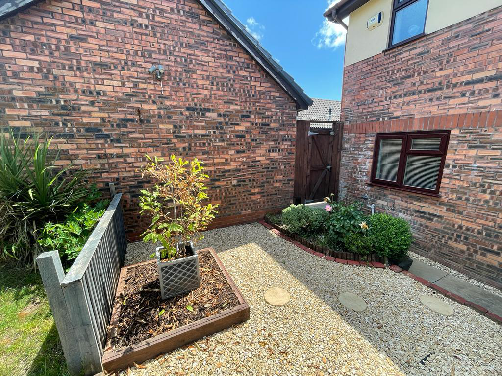 Heol Penycae, Gorseinon, Swansea, photo 25