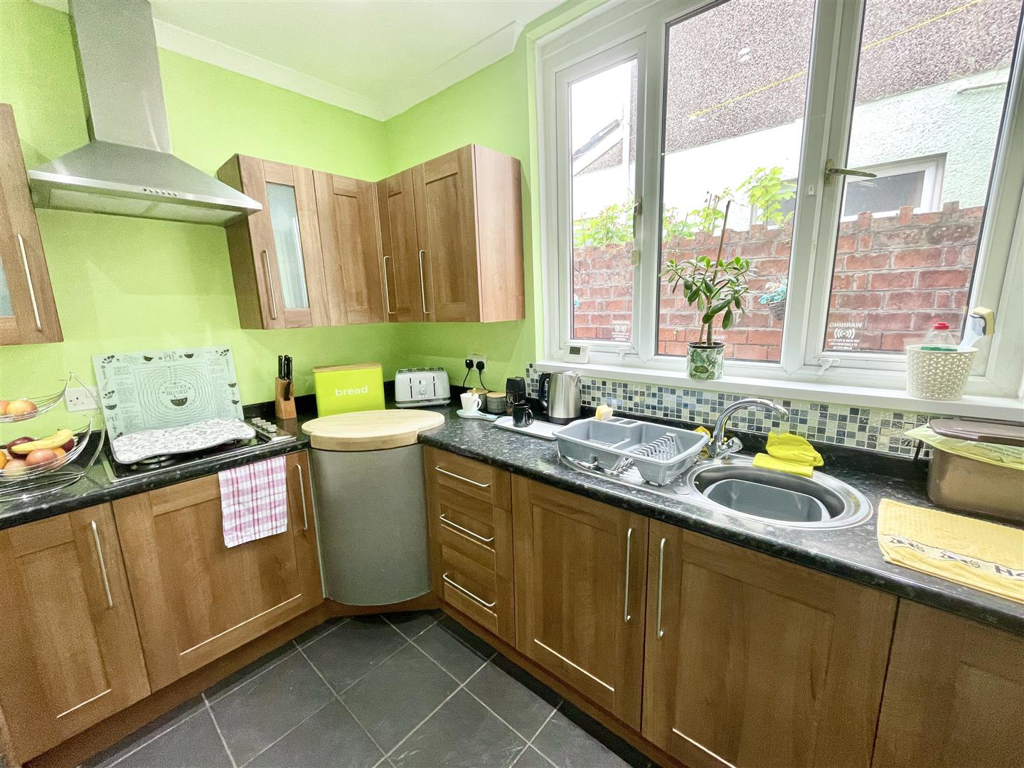 Greenway Street, Llanelli, photo 9