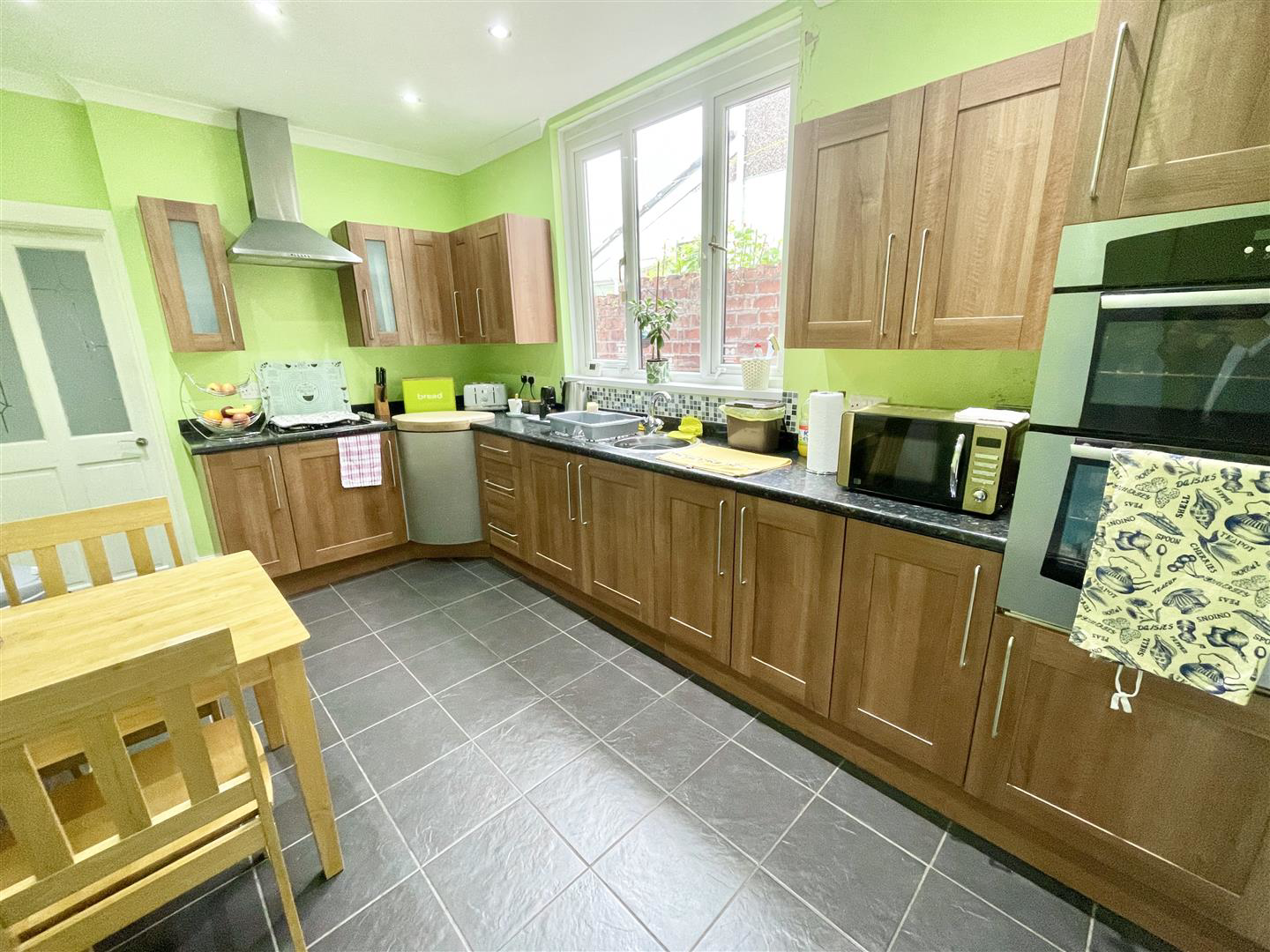 Greenway Street, Llanelli, photo 3