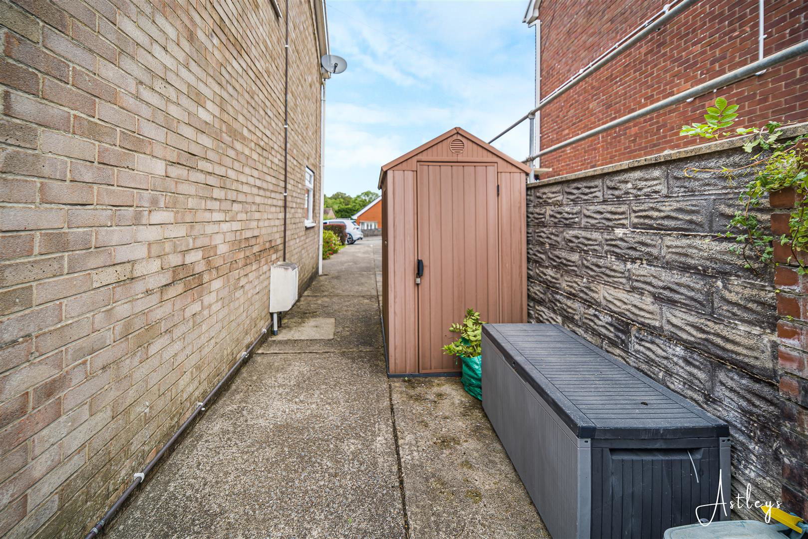 Castle Drive, Neath, photo 19