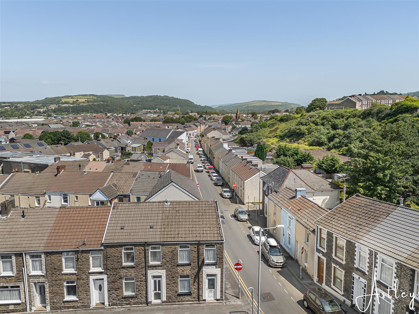 Taylors Row, Neath, photo 16