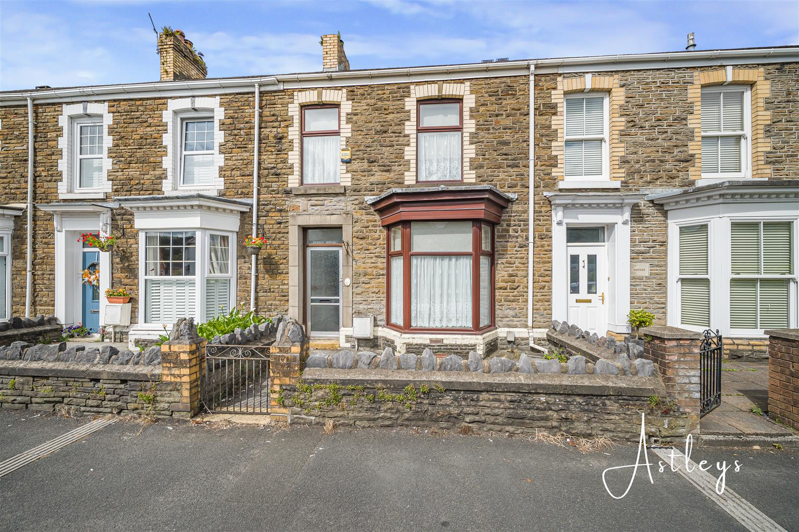 Cwrt Sart, Neath, photo 16
