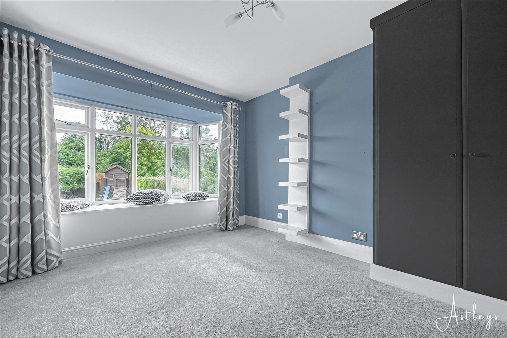 Portway, Bishopston, Swansea, photo 17