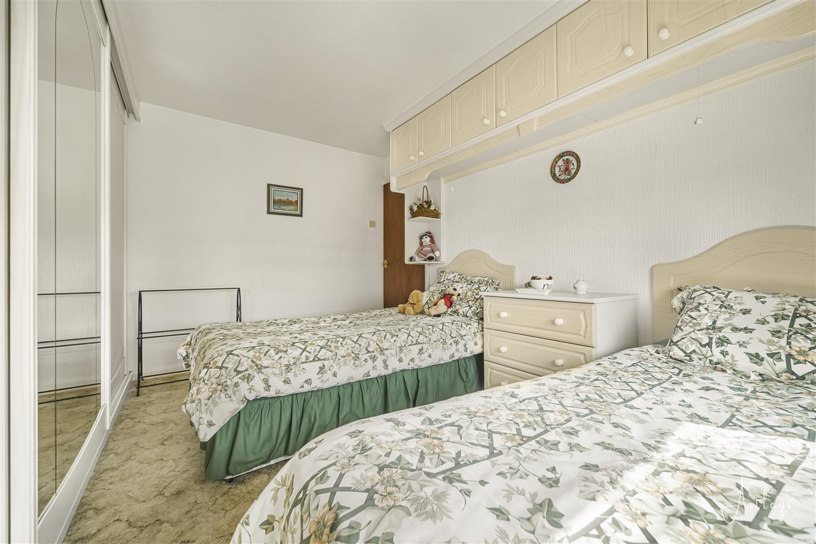 Heol Celyn, Neath, photo 13